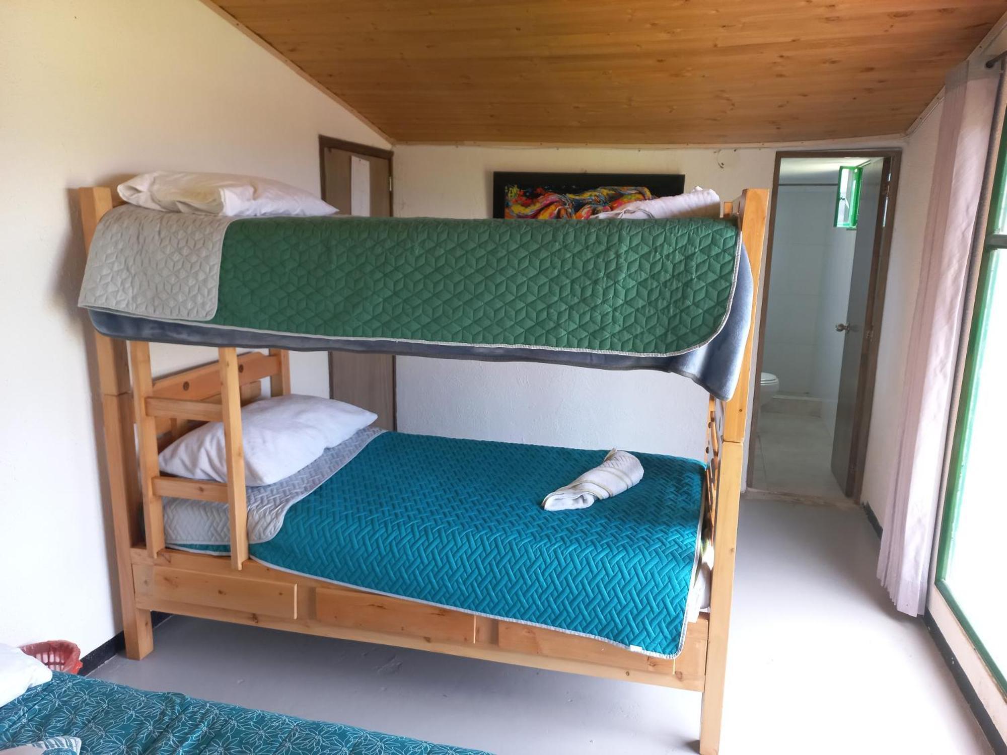 Hospedaje Y Camping Del Rio モングイ エクステリア 写真